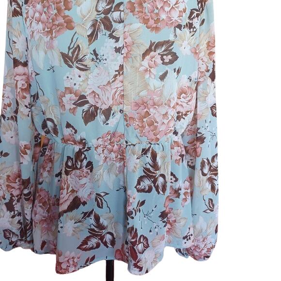 OPHELIA ROE Women's XL Blouse Top Fluttery Sleeves and Hem, Mock wrap around - Picture 4 of 5